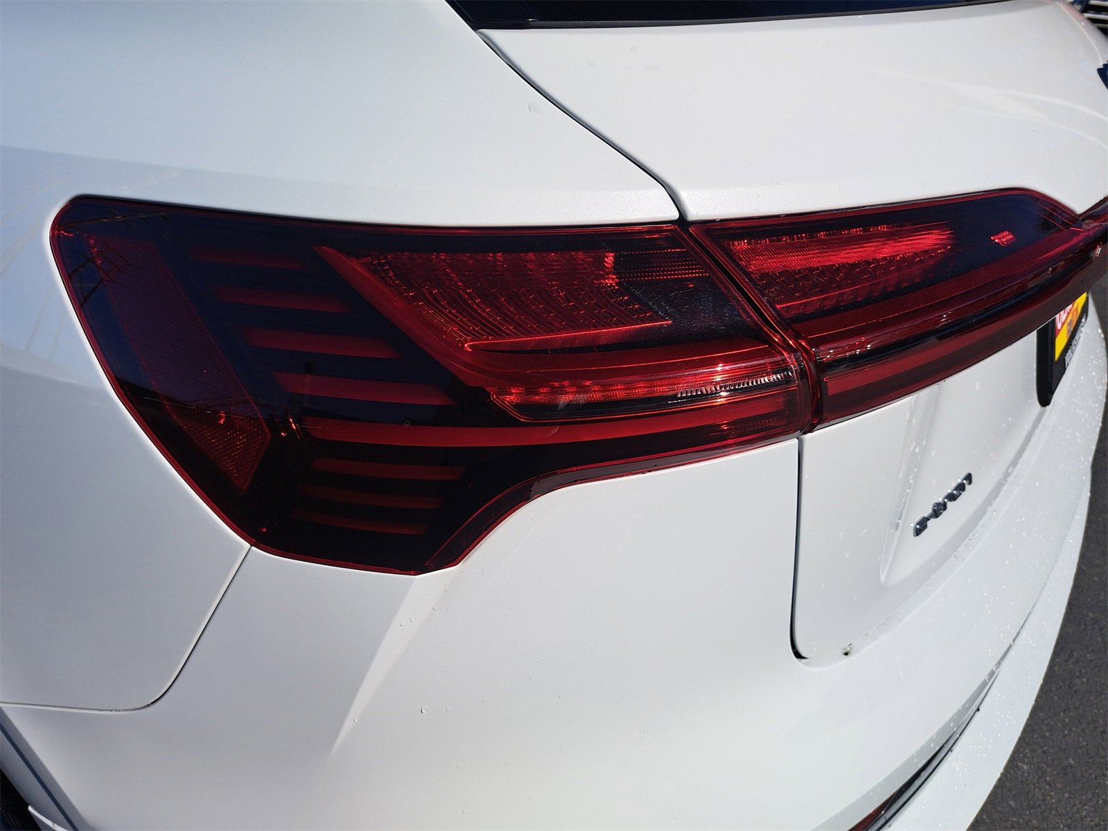 Used 2023 Audi e-tron Premium image 37