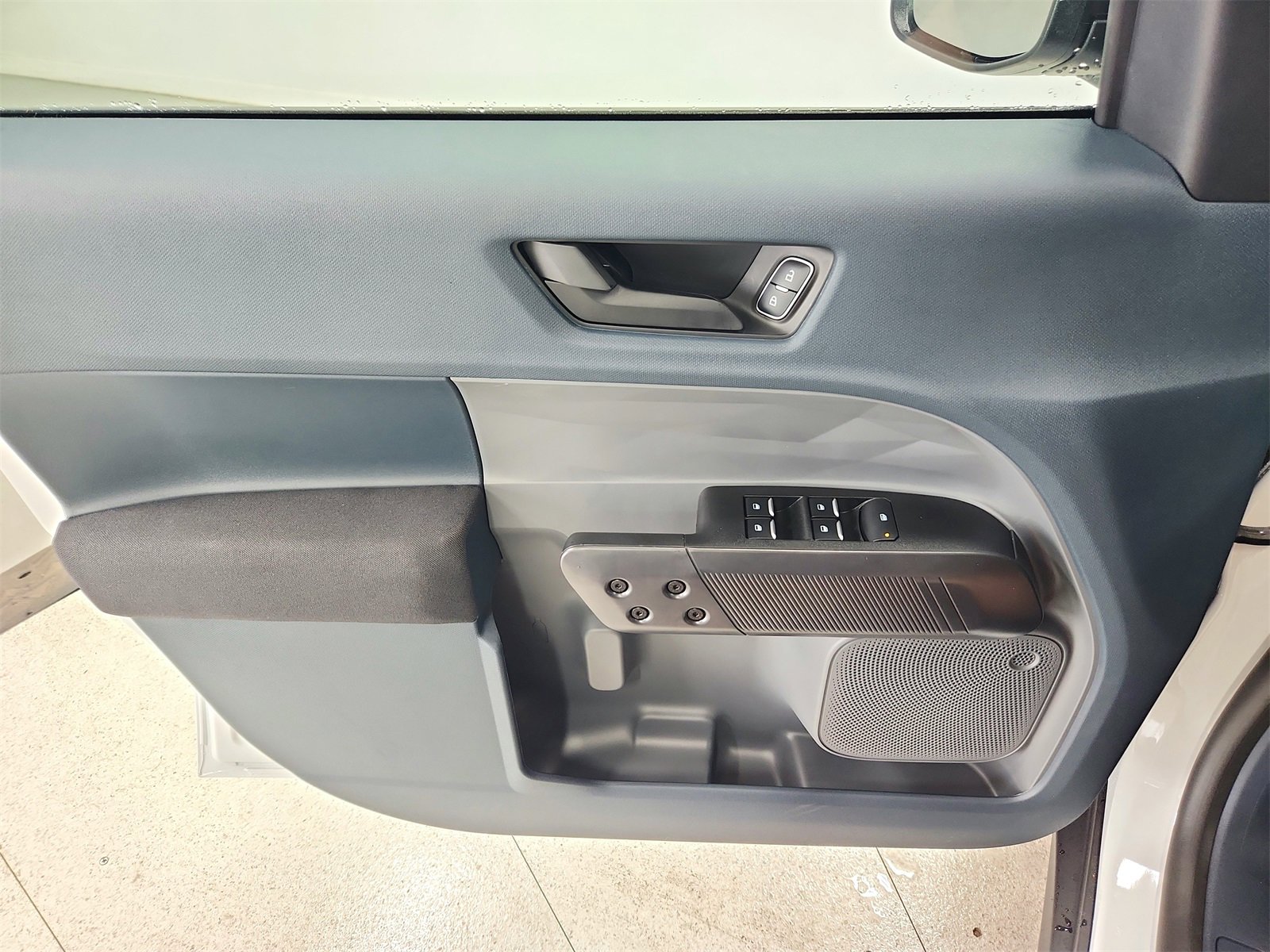 New 2025 Ford Maverick XL w/ Equipment Group 101A image 32