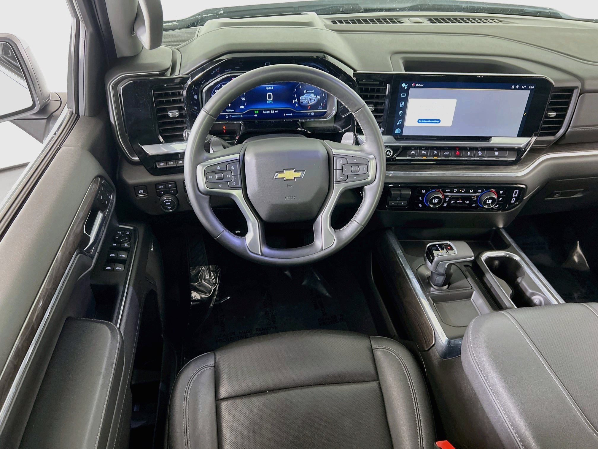 Used 2024 Chevrolet Silverado 1500 LTZ AWD/4WD image 22