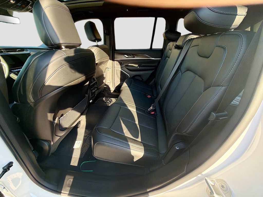 New 2026 Jeep Grand Cherokee Limited AWD/4WD image 20