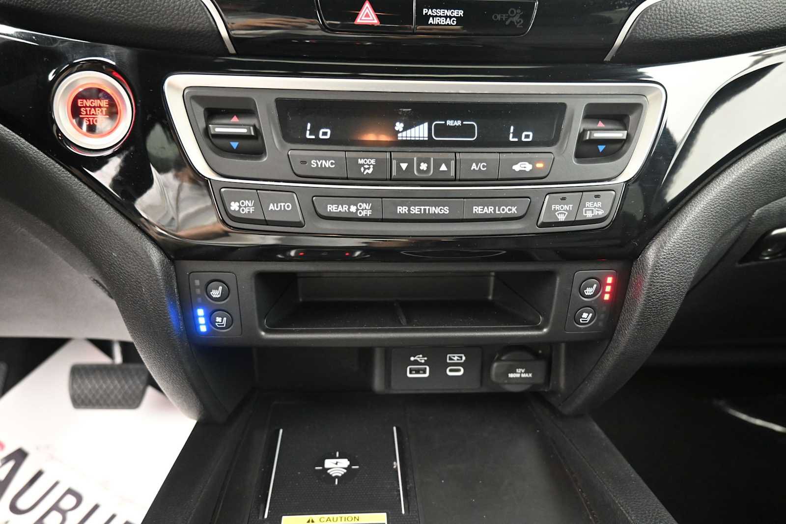 Used 2024 Honda Passport Black Edition image 9