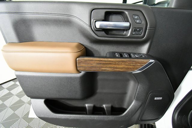 Used 2022 Chevrolet Silverado 3500 High Country w/ Technology Package image 22