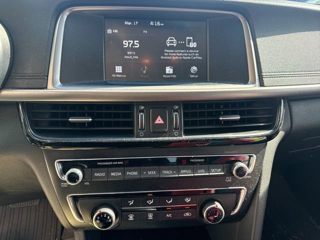 Used 2018 Kia Optima LX w/ 17" Alloy Wheels Package image 4