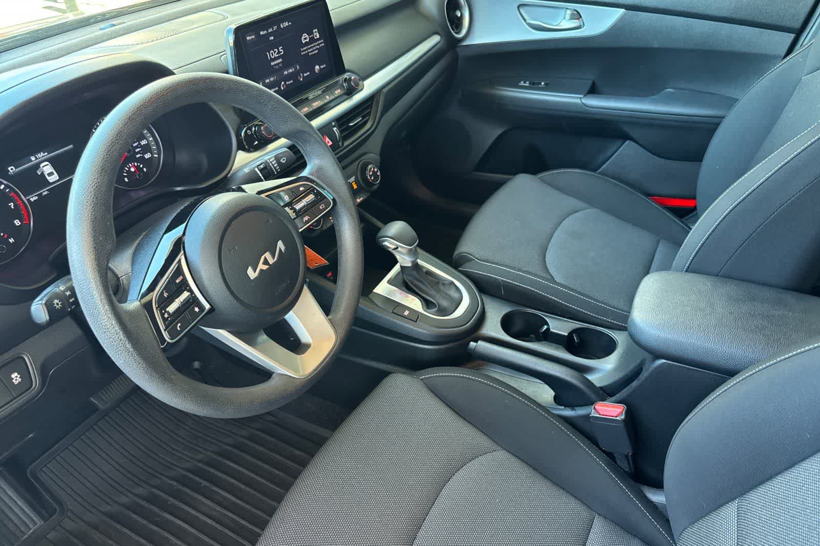 Used 2023 Kia Forte LXS FWD image 11