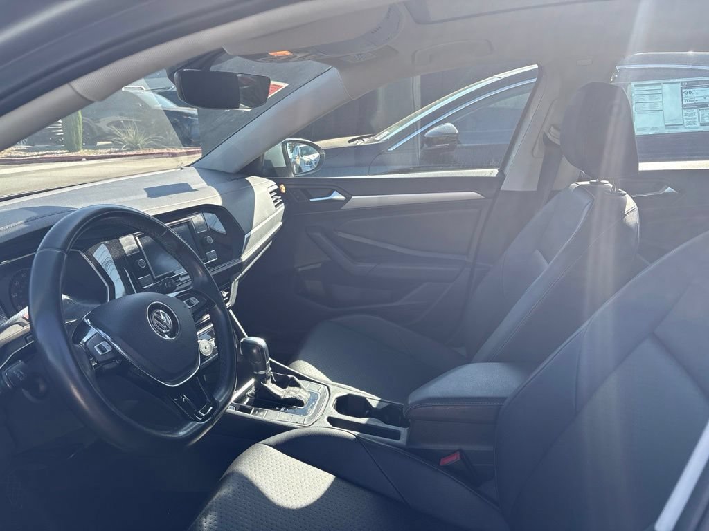 Used 2019 Volkswagen Jetta SE FWD image 12