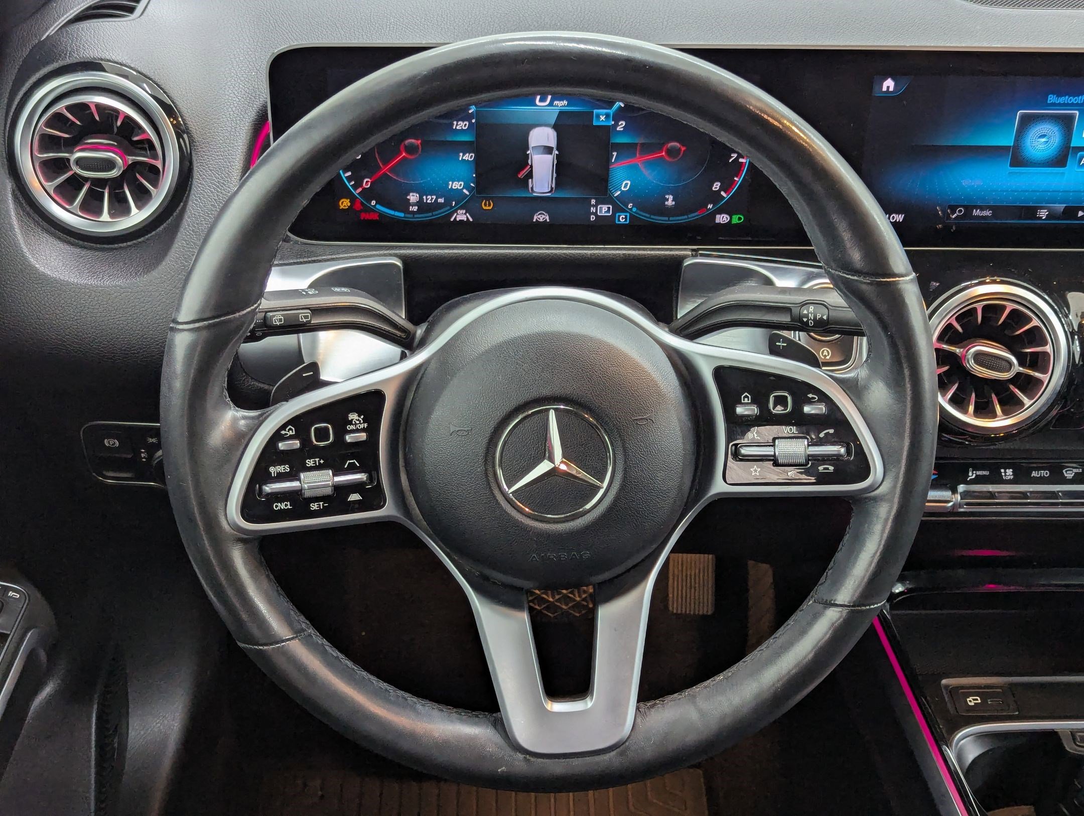 Used 2021 Mercedes-Benz GLB 250 4MATIC image 15