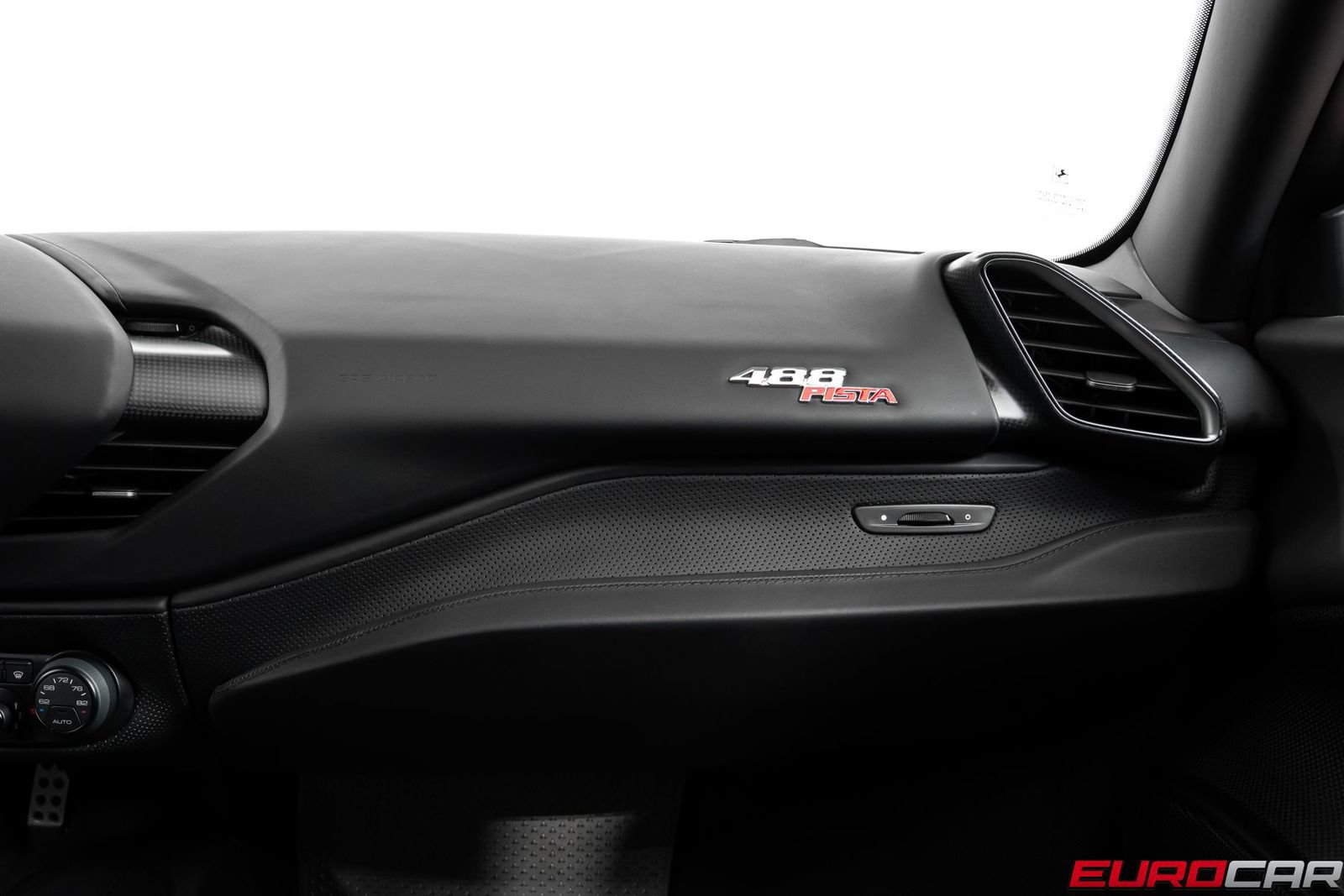Used 2019 Ferrari 488 Pista Coupe RWD image 40