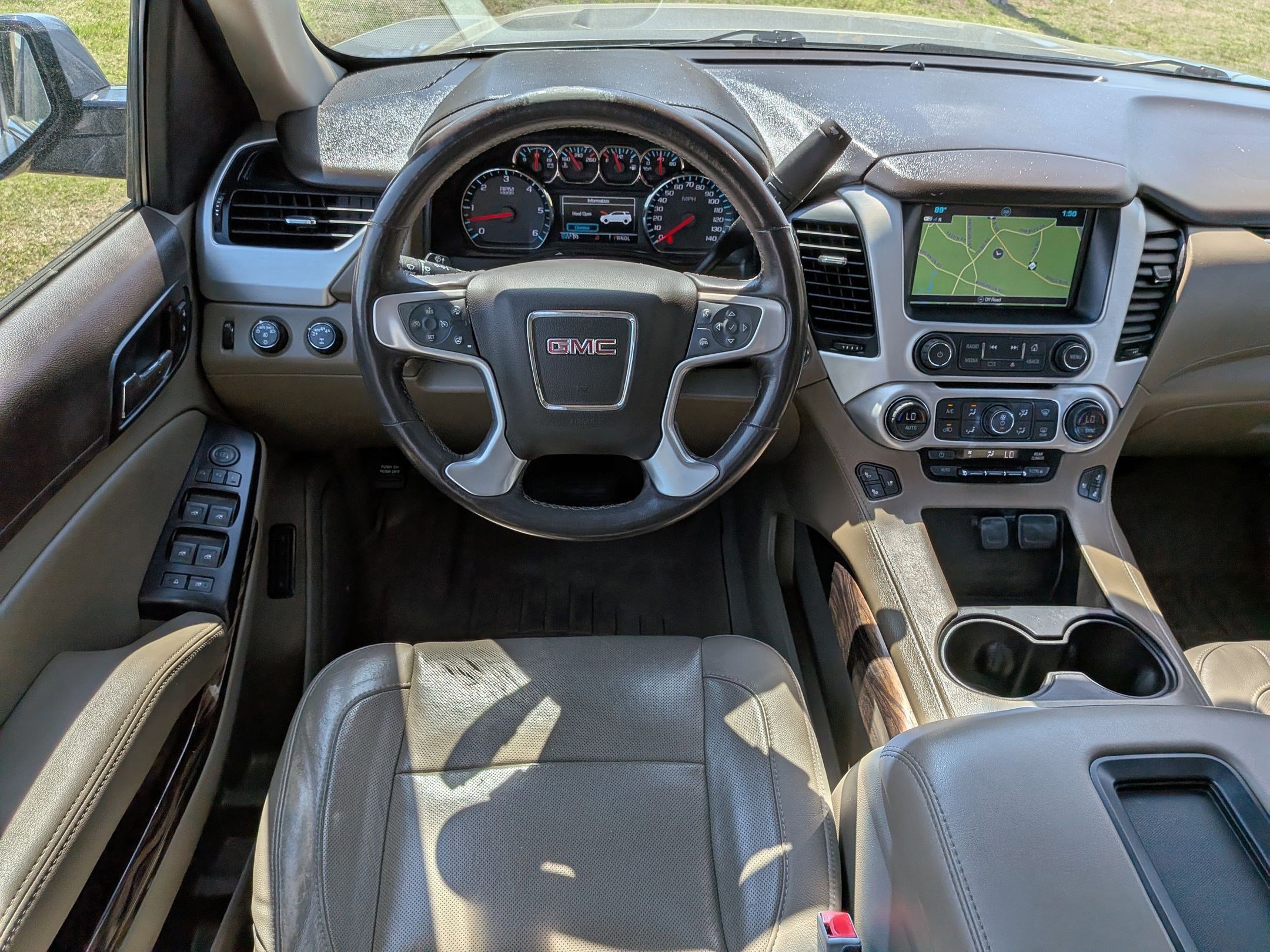 Used 2019 GMC Yukon SLT w/ Premium Edition image 33