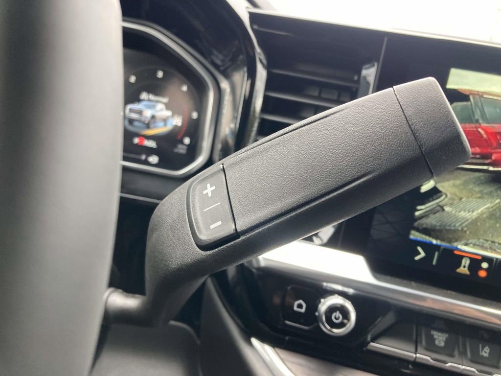 New 2026 GMC Sierra 2500 SLT w/ SLT Convenience Package image 23