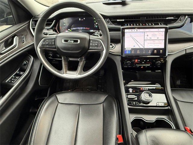 Used 2024 Jeep Grand Cherokee Limited 4xe image 8