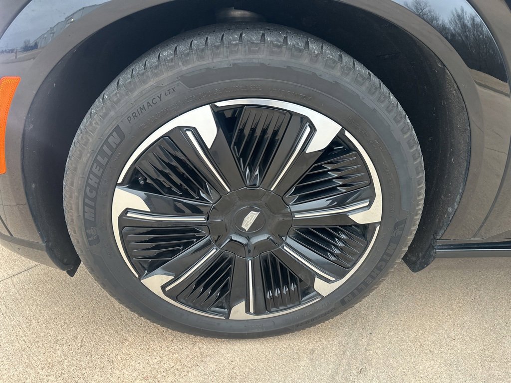 Used 2025 Cadillac Escalade IQ Sport 2 image 9