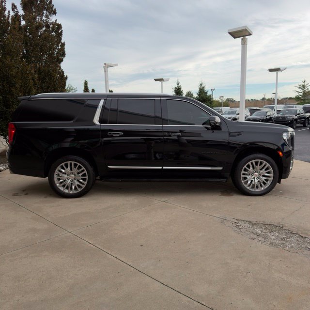 Used 2024 GMC Yukon XL Denali w/ Max Trailering Package AWD/4WD image 7