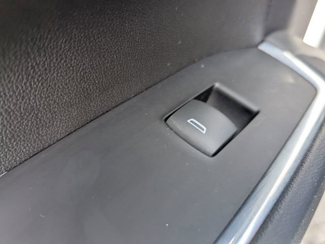 Used 2023 GMC Sierra 1500 Elevation w/ X31 Off-Road Package image 12