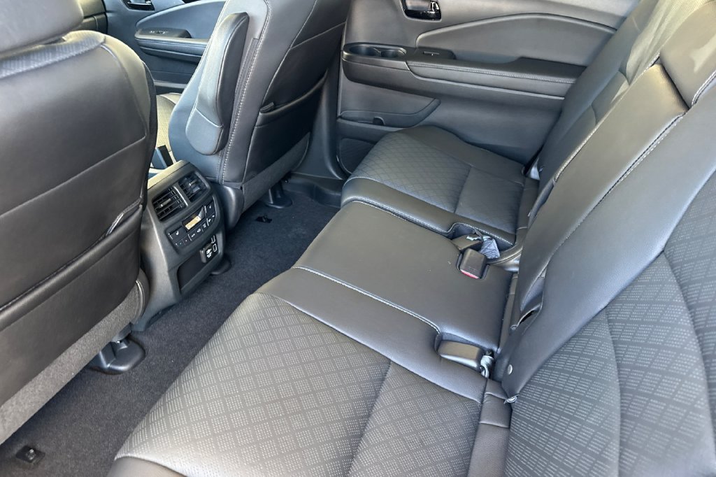 Certified 2023 Honda Passport Elite image 6