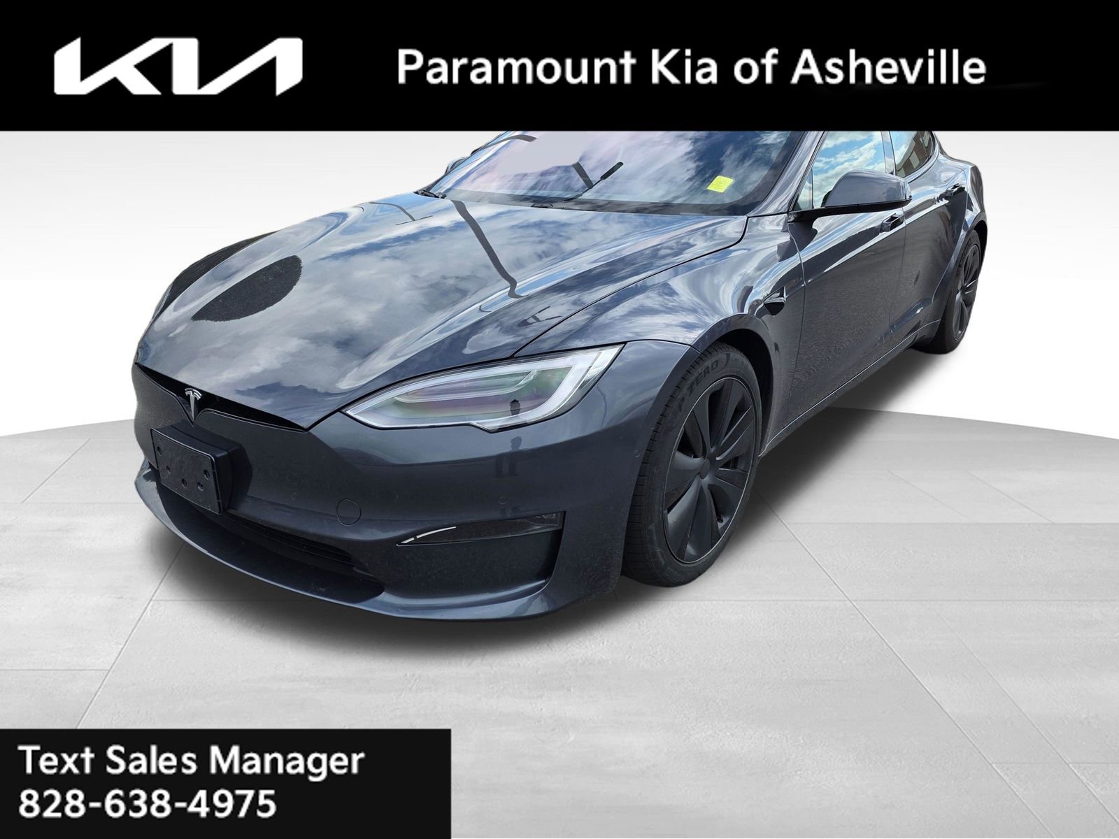 Used 2022 Tesla Model S image 1