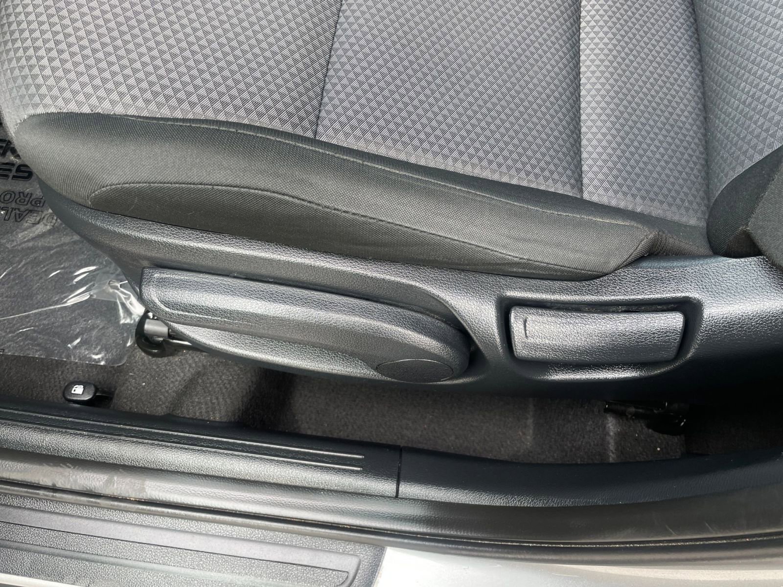 Used 2025 Kia Soul LX w/ LX Technology Package FWD image 22
