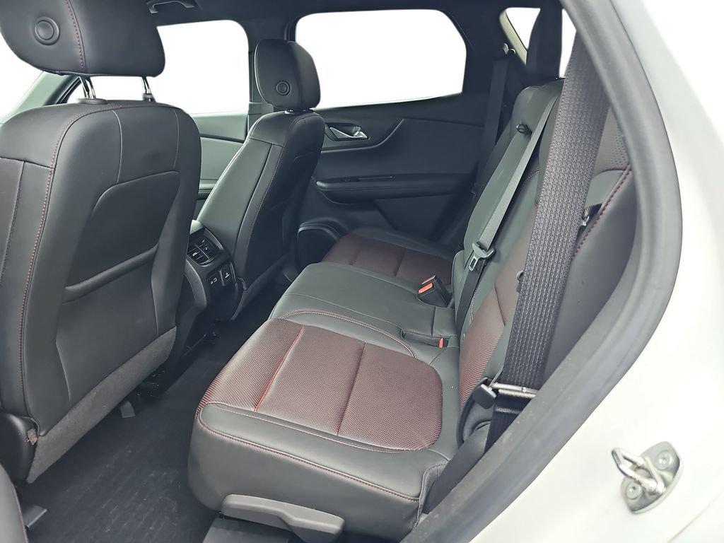 Used 2019 Chevrolet Blazer RS w/ LPO, Floor Liner Package FWD image 14