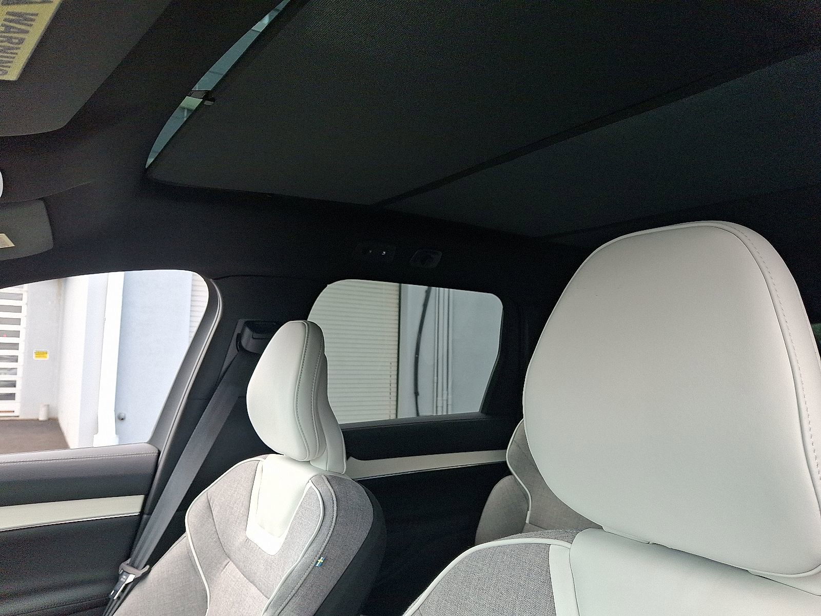 New 2025 Volvo EX90 Ultra image 14