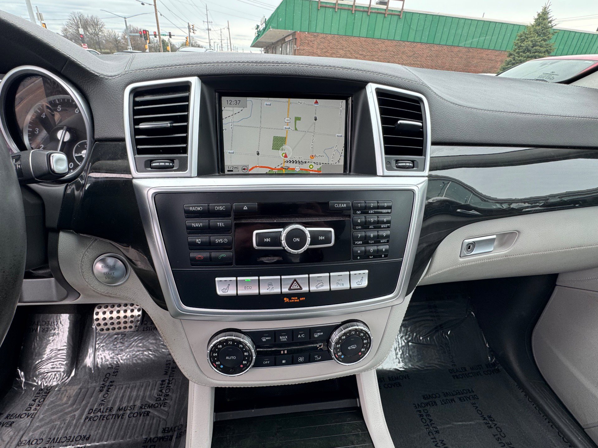 Used 2015 Mercedes-Benz ML 400 4MATIC image 24