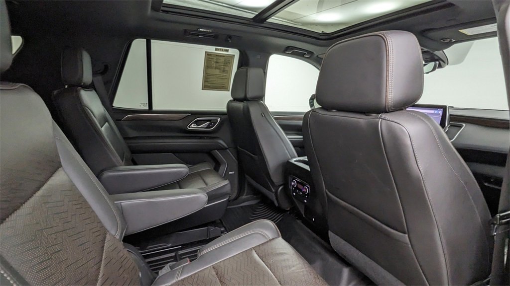 Used 2021 Chevrolet Tahoe High Country w/ Premium Package image 37