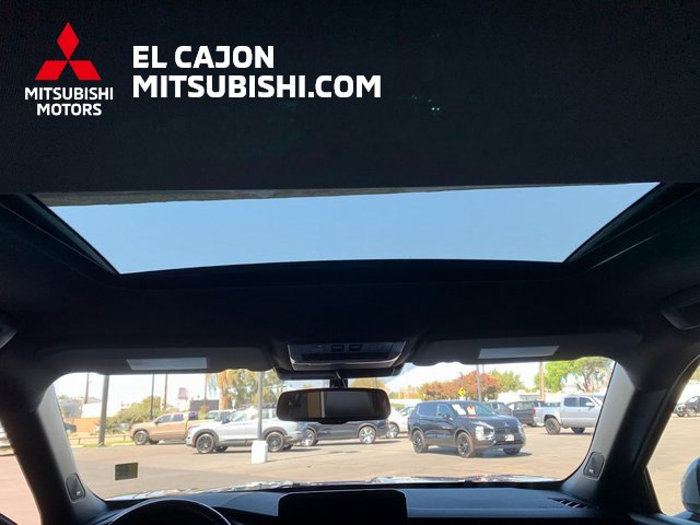 Used 2024 Mitsubishi Outlander SEL image 28