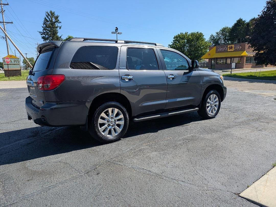 Used 2011 Toyota Sequoia Platinum AWD/4WD image 6