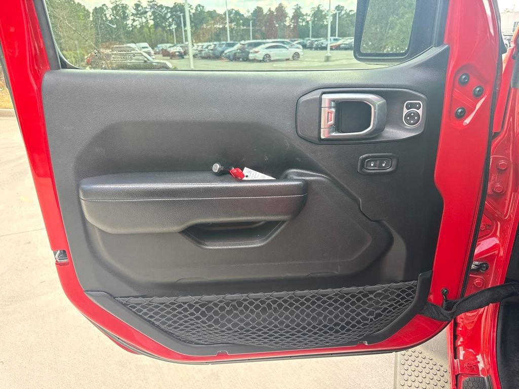 Used 2018 Jeep Wrangler Unlimited Rubicon image 14