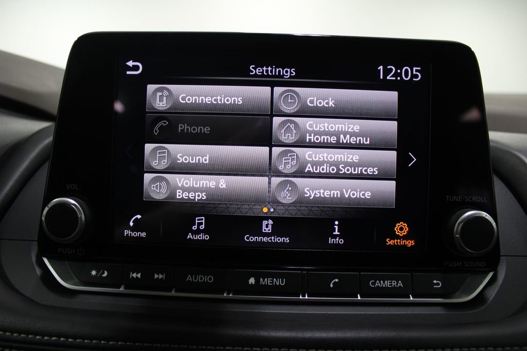 Used 2023 Nissan Rogue S image 44