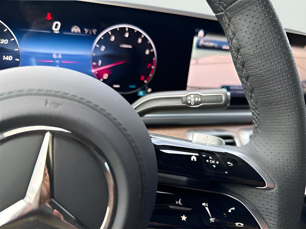 New 2026 Mercedes-Benz GLS 580 4MATIC image 19