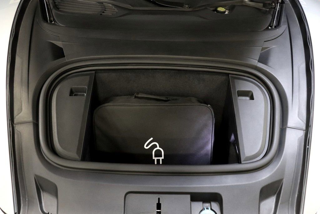 Used 2020 Porsche Taycan 4S image 83