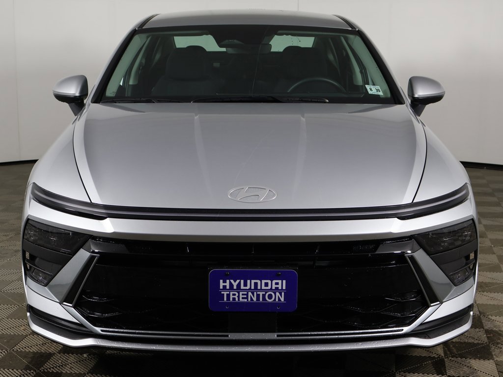 Certified 2025 Hyundai Sonata SE image 9