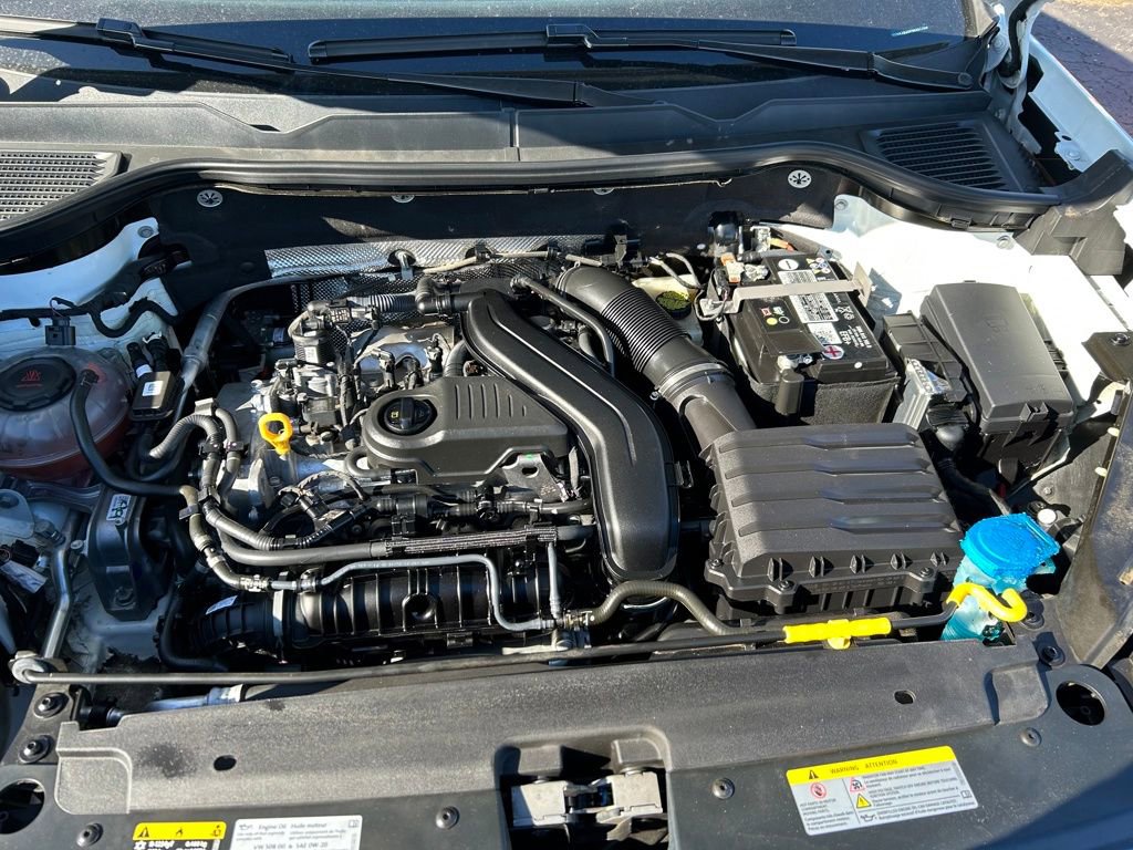 Used 2023 Volkswagen Taos SE image 28
