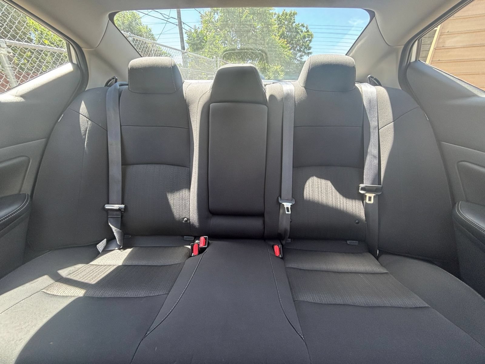 Used 2025 Nissan Altima 2.5 SV FWD image 36