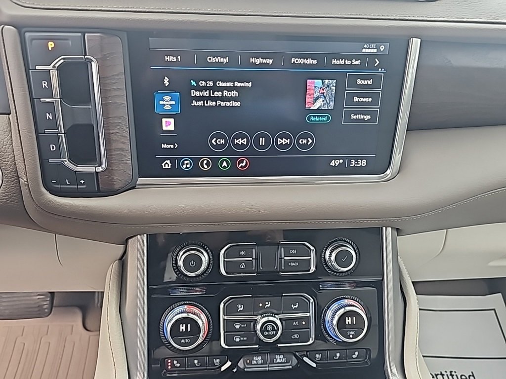 Used 2021 GMC Yukon XL Denali w/ Denali Premium Package image 23