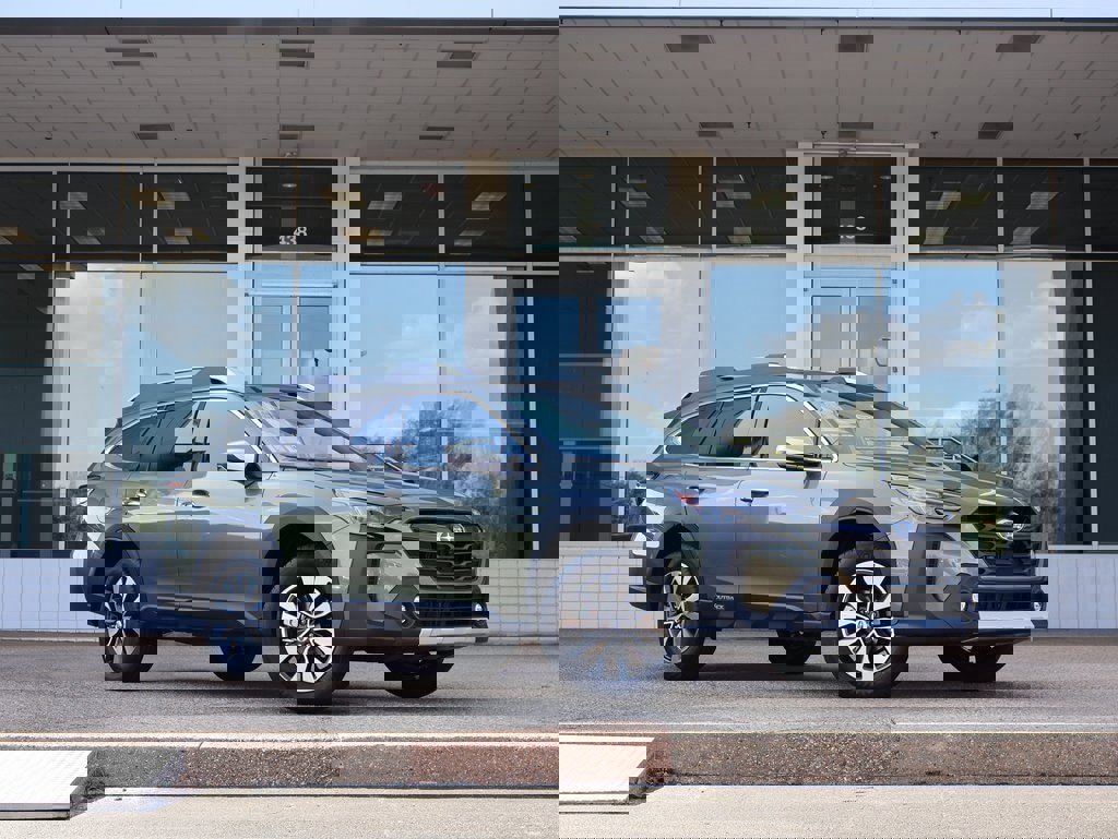 New 2025 Subaru Outback Touring XT image 2