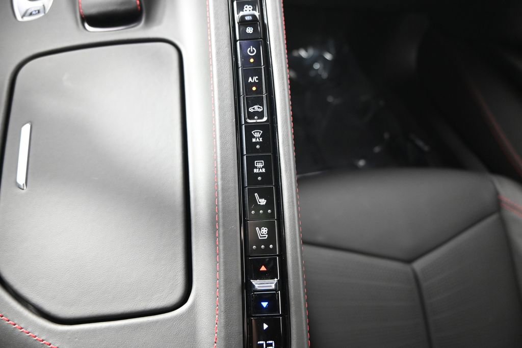 Used 2024 Chevrolet Corvette Stingray Premium Conv RWD image 32