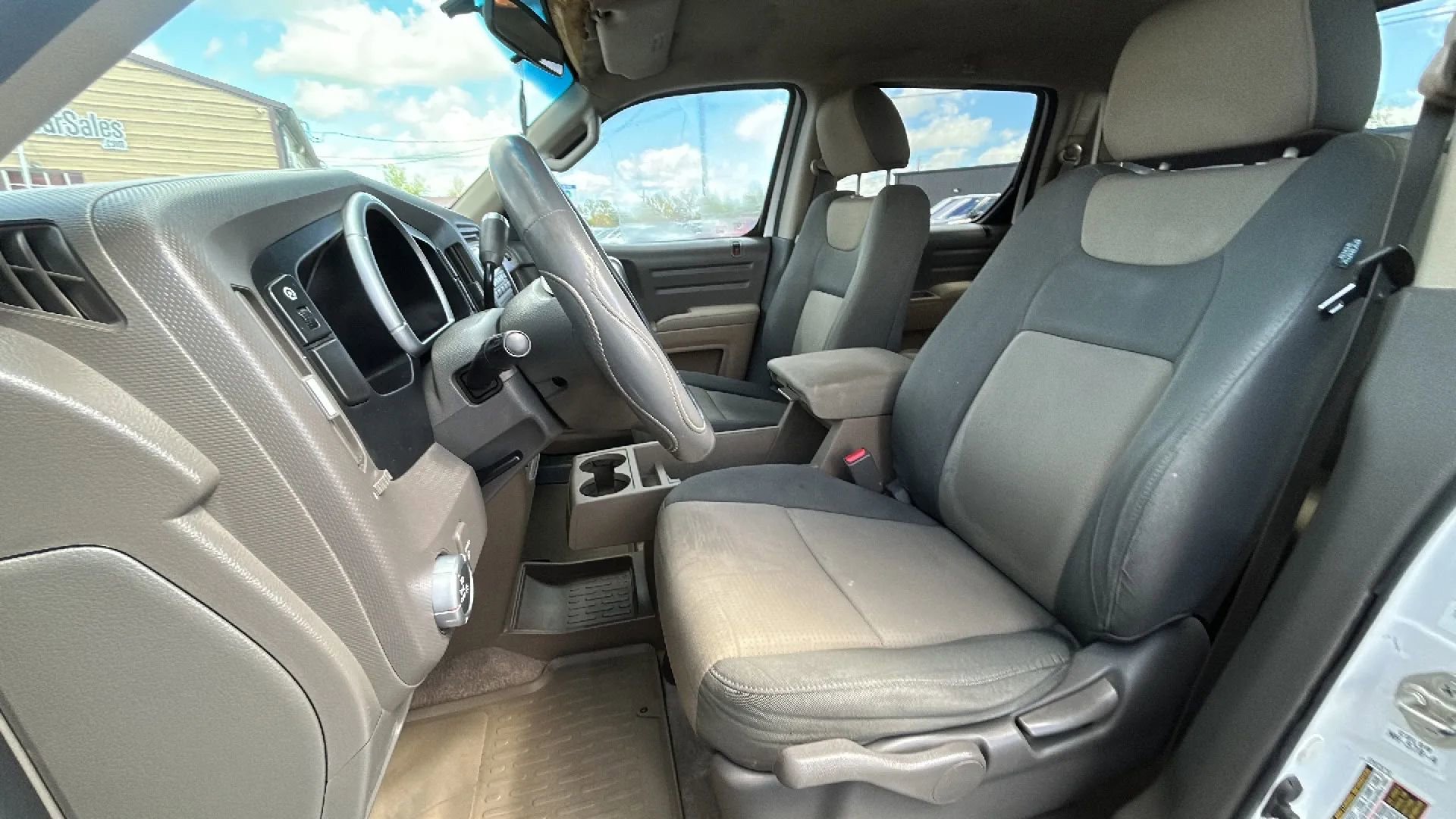 Used 2007 Honda Ridgeline RT image 6