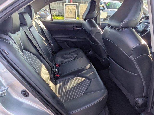 Used 2022 Toyota Camry SE image 7
