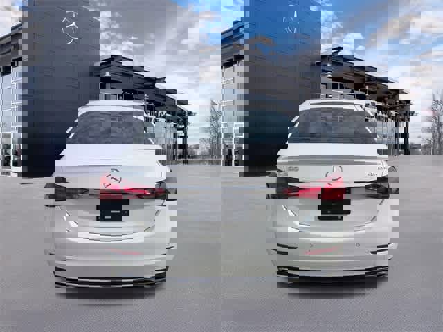 Used 2023 Mercedes-Benz C 300 4MATIC Sedan w/ Exclusive Trim Package image 8