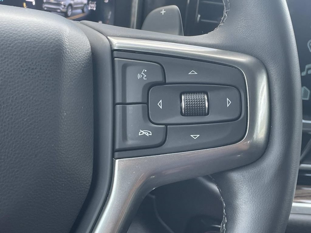 Used 2024 Chevrolet Silverado 1500 LT AWD/4WD image 27