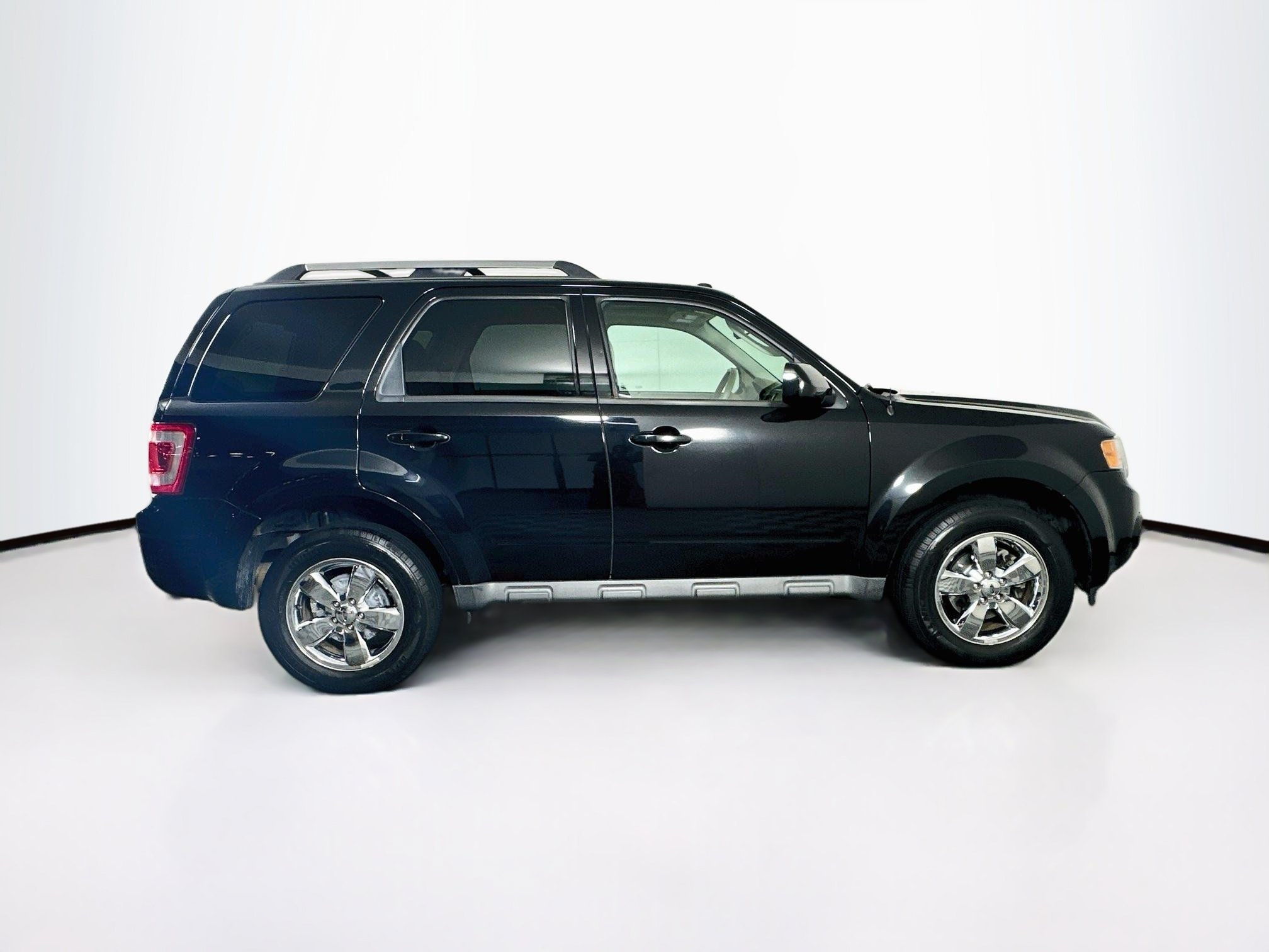 Used 2012 Ford Escape Limited FWD image 10