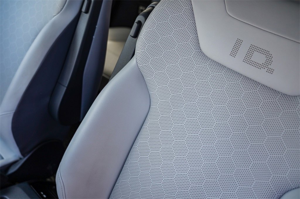 Used 2021 Volkswagen ID.4 Pro S image 25