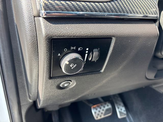 Used 2014 Jeep Grand Cherokee SRT8 w/ Luxury Group II image 17