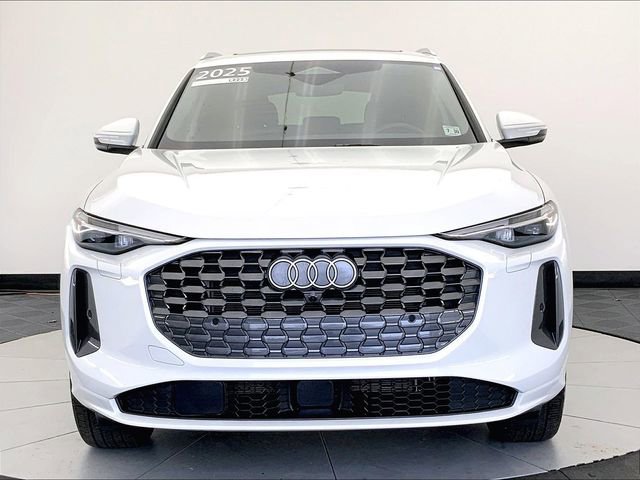 Used 2025 Audi Q5 Premium Plus w/ Premium Plus image 3