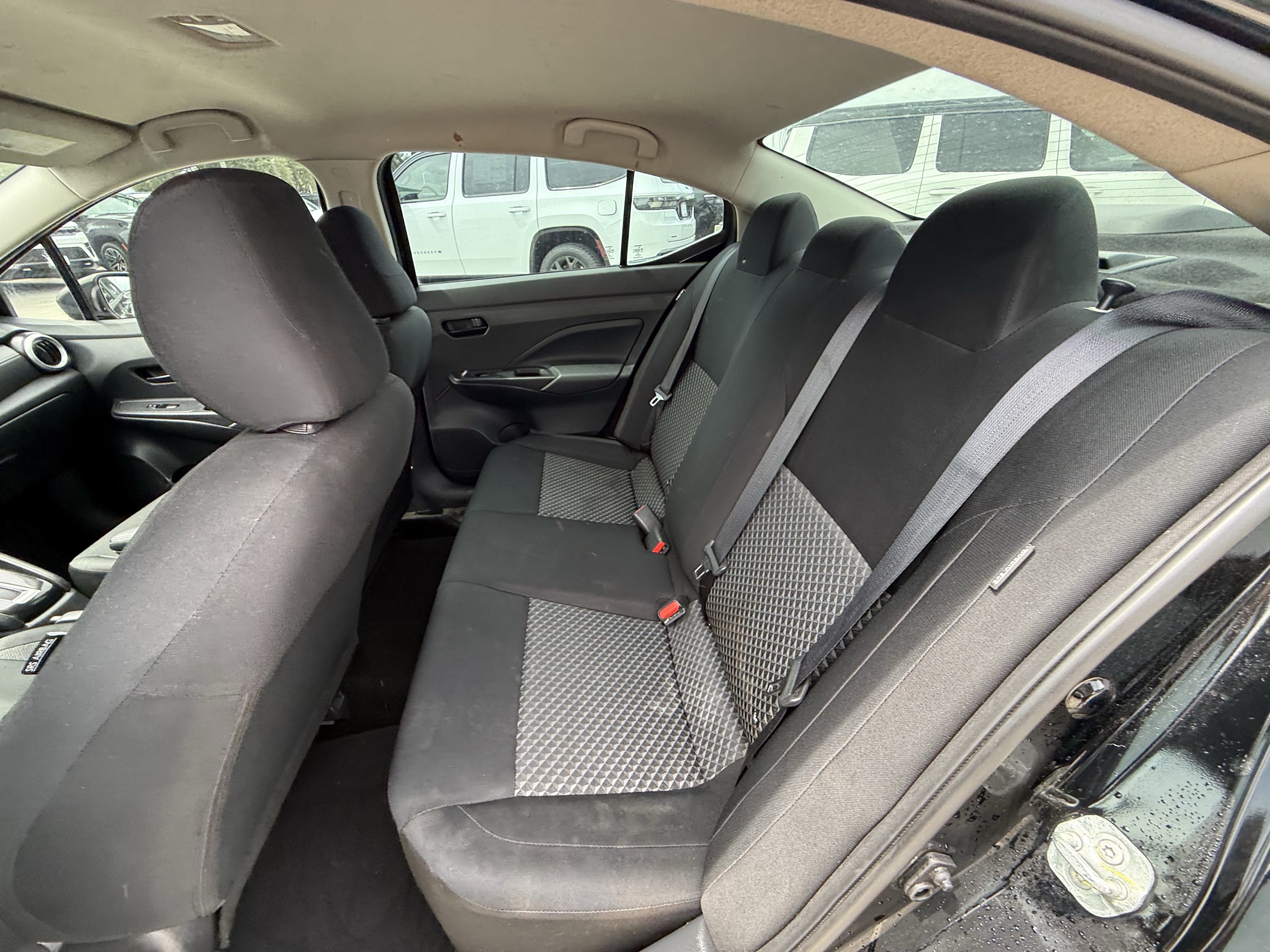 Used 2020 Nissan Versa S FWD image 20
