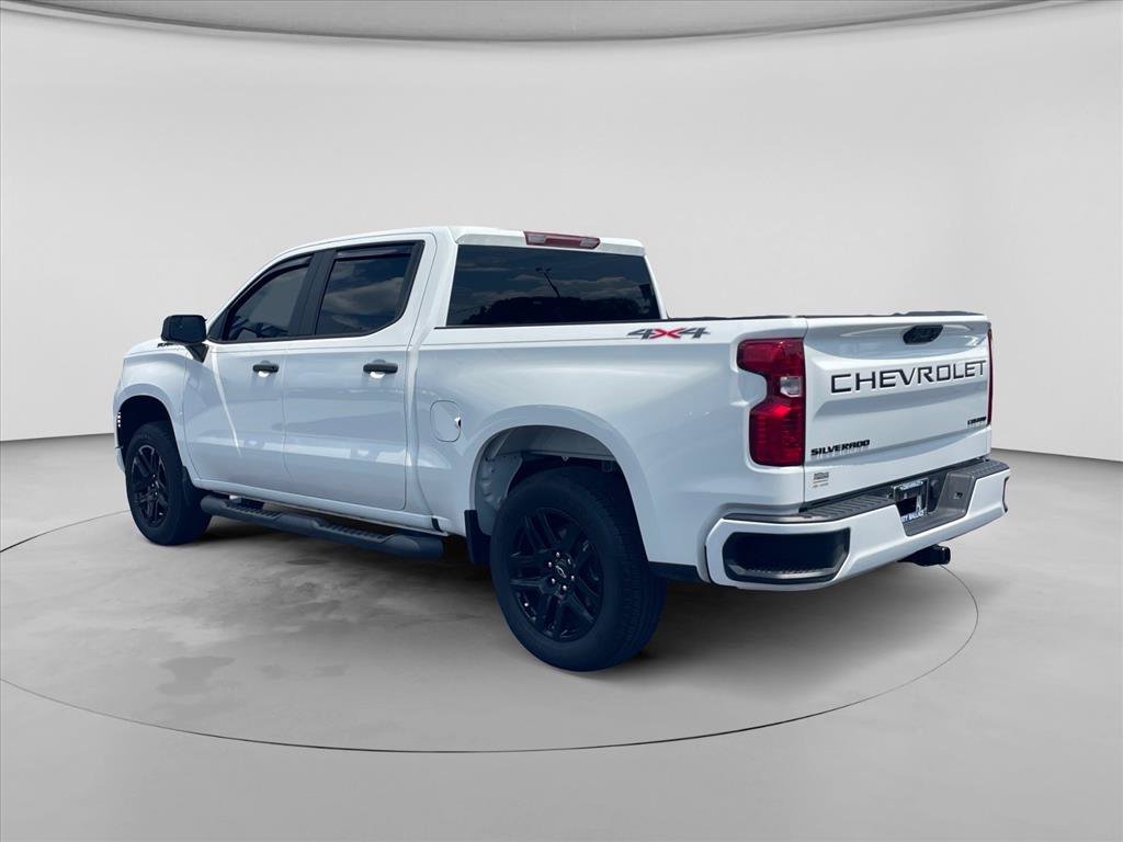Used 2026 Chevrolet Silverado 1500 Custom w/ LPO, Dark Essentials Package AWD/4WD image 5