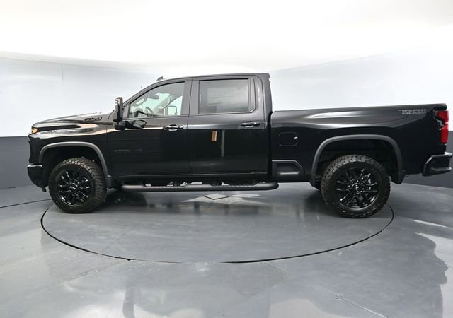 Used 2026 Chevrolet Silverado 2500 LT w/ Trail Boss Package image 3
