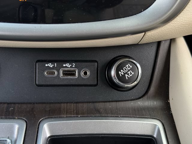 Used 2023 Nissan Murano Platinum w/ Cargo Package FWD image 23