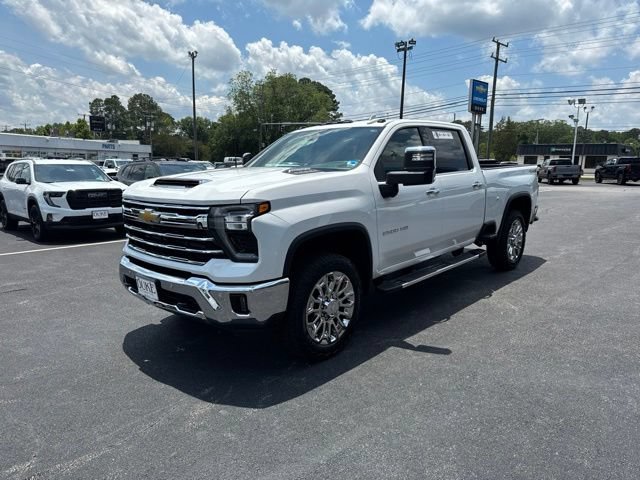 New 2026 Chevrolet Silverado 2500 LTZ w/ LTZ Plus Package AWD/4WD image 17