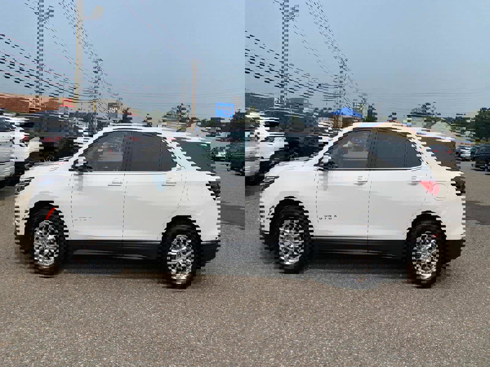 Used 2023 Chevrolet Equinox LT w/ LPO, Floor Liner Package image 7